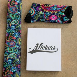 Crazy paisley tie and sock combo